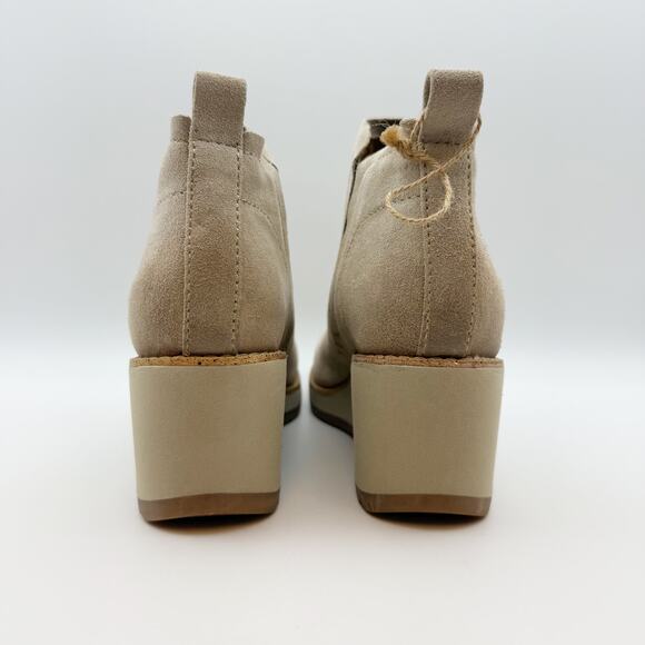 Sofft Womens Emeree Boots Size 6.5 Cream Suede Leather Wedge Heel NWOB - Picture 9 of 11